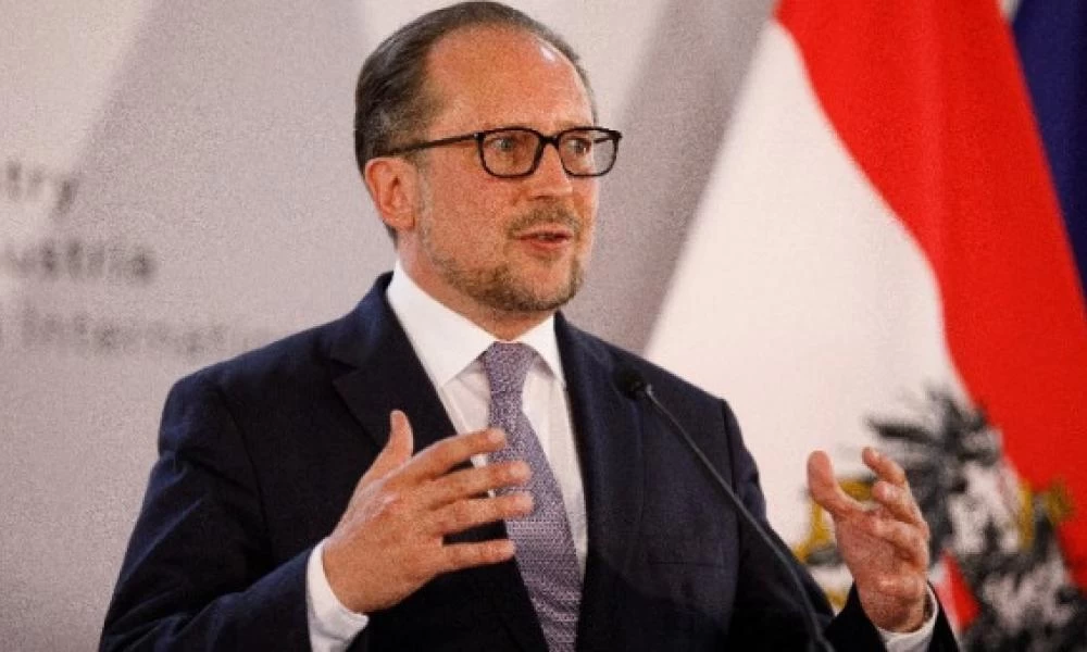 Σάλενμπεργκ: Στηρίζει πλήρως τις ενταξιακές διαπραγματεύσεις